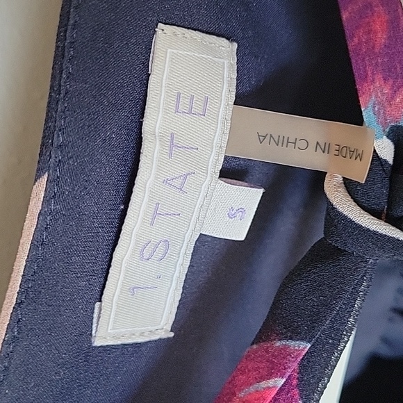 1. State Floral Romper - Picture 2 of 11